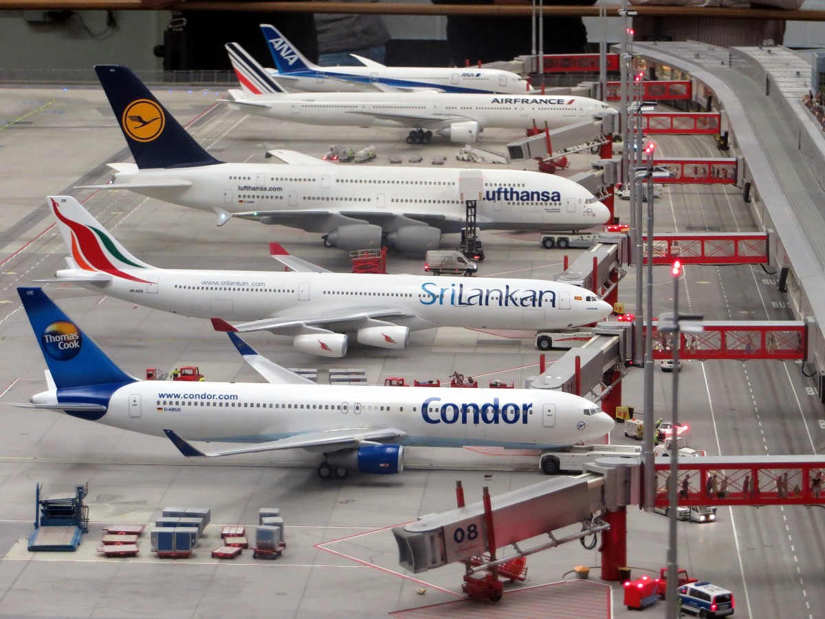 CMB Airport is a hub for SriLankan Airlines.